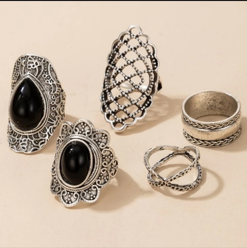 5 piece Boho Antiqued Silver Black Stone Ring✨️ - Picture 2 of 8